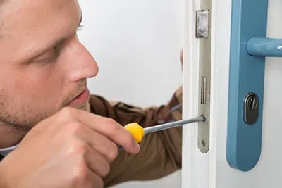 Super Locksmith Services Santa Ana, CA 714-923-1171 - 29-3